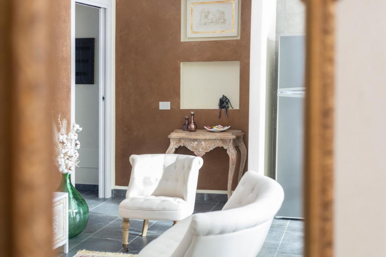 Elga'S Apartment - Your Charming Stay On Lake Orta Pettenasco Bagian luar foto