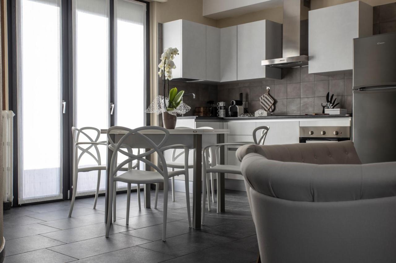 Elga'S Apartment - Your Charming Stay On Lake Orta Pettenasco Bagian luar foto