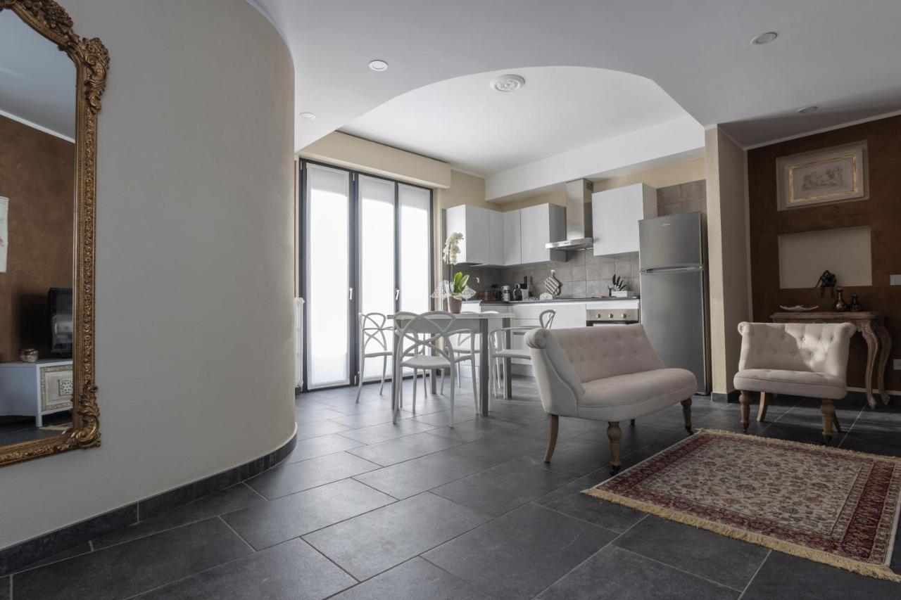 Elga'S Apartment - Your Charming Stay On Lake Orta Pettenasco Bagian luar foto