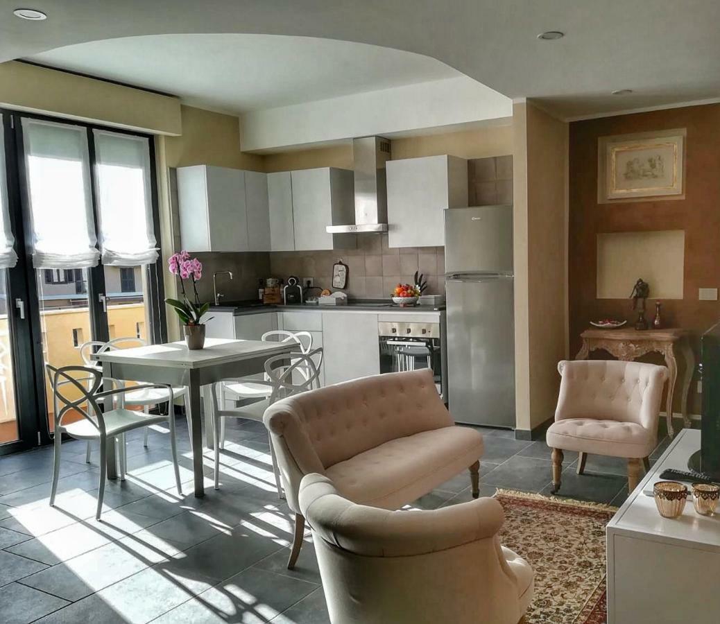 Elga'S Apartment - Your Charming Stay On Lake Orta Pettenasco Bagian luar foto